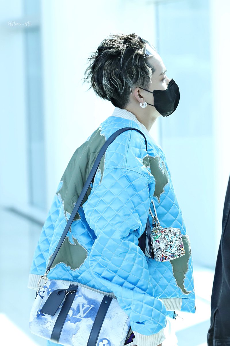 PreCious_7CL's tweet photo. 230428 ICN

#최현석 #CHOIHYUNSUK #ヒョンソク
#트레저 #TREASURE https://t.co/lT2AXH4iab