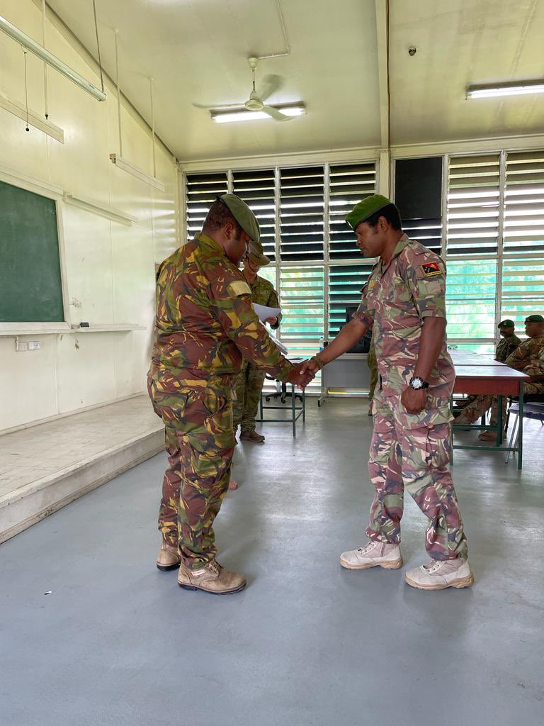 ADFinPNG tweet media