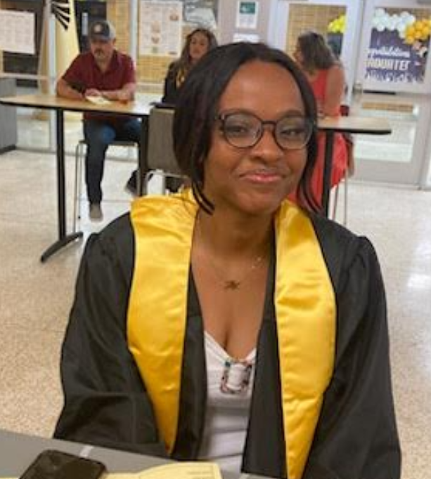 RANESIAEDWARDS's tweet photo. OUR #IKEONIC @Eisenhower_AISD SENIOR Eagles are being celebrated for their accomplishments...HONOR Graduates Reception and Program!
# SWOOP https://t.co/c2J3ZdeWQ7