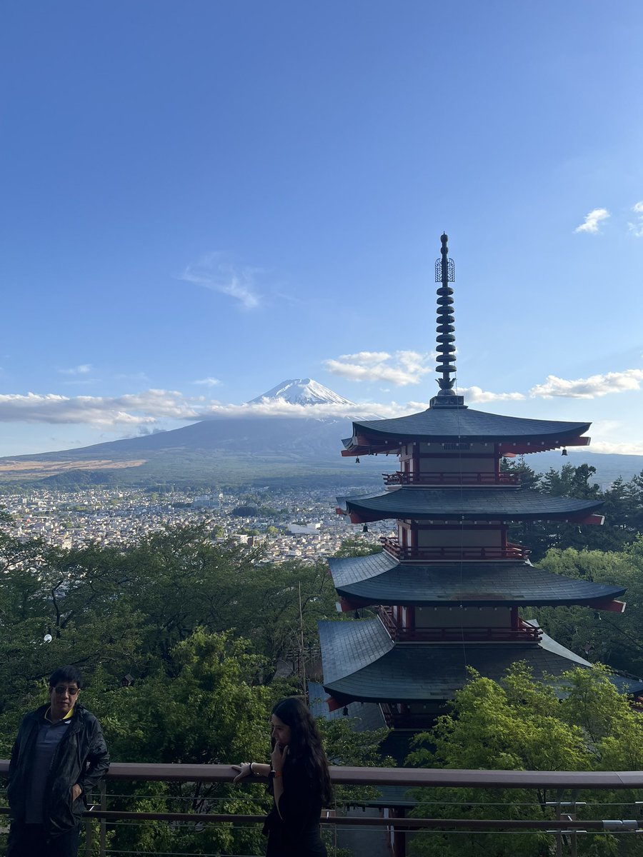 AskinNV's tweet photo. Mont Fuji 🗻 
J’crois bien que c’est fait 👍🏻 https://t.co/rMnoDisx31