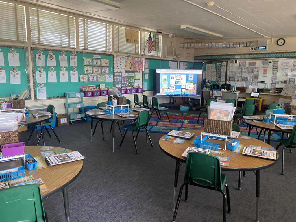 Debbie Van Beck tweet media