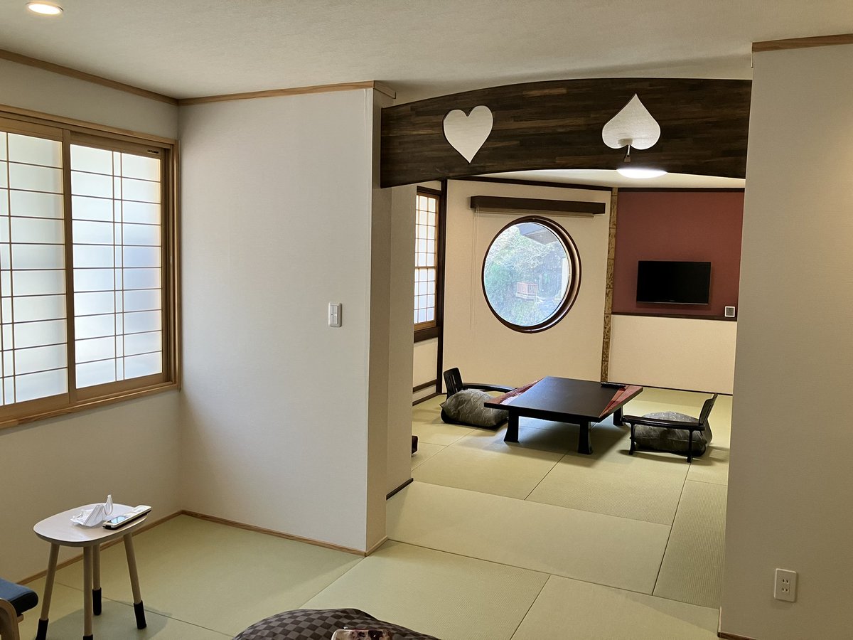 AR910's tweet photo. #おにまい

お兄ちゃんはおしまい！舞台訪問

銀山温泉
山形県温泉 
瀧と蕎麦の宿 瀧見舘様

快く撮影許可を頂きました。
ありがとうございます。

お待ちかねのお部屋です。
マジで凄い！
部屋から豪快な瀧が見られるwww汗💦

いや〜来て良かったです。 https://t.co/Kth6AeRyvq