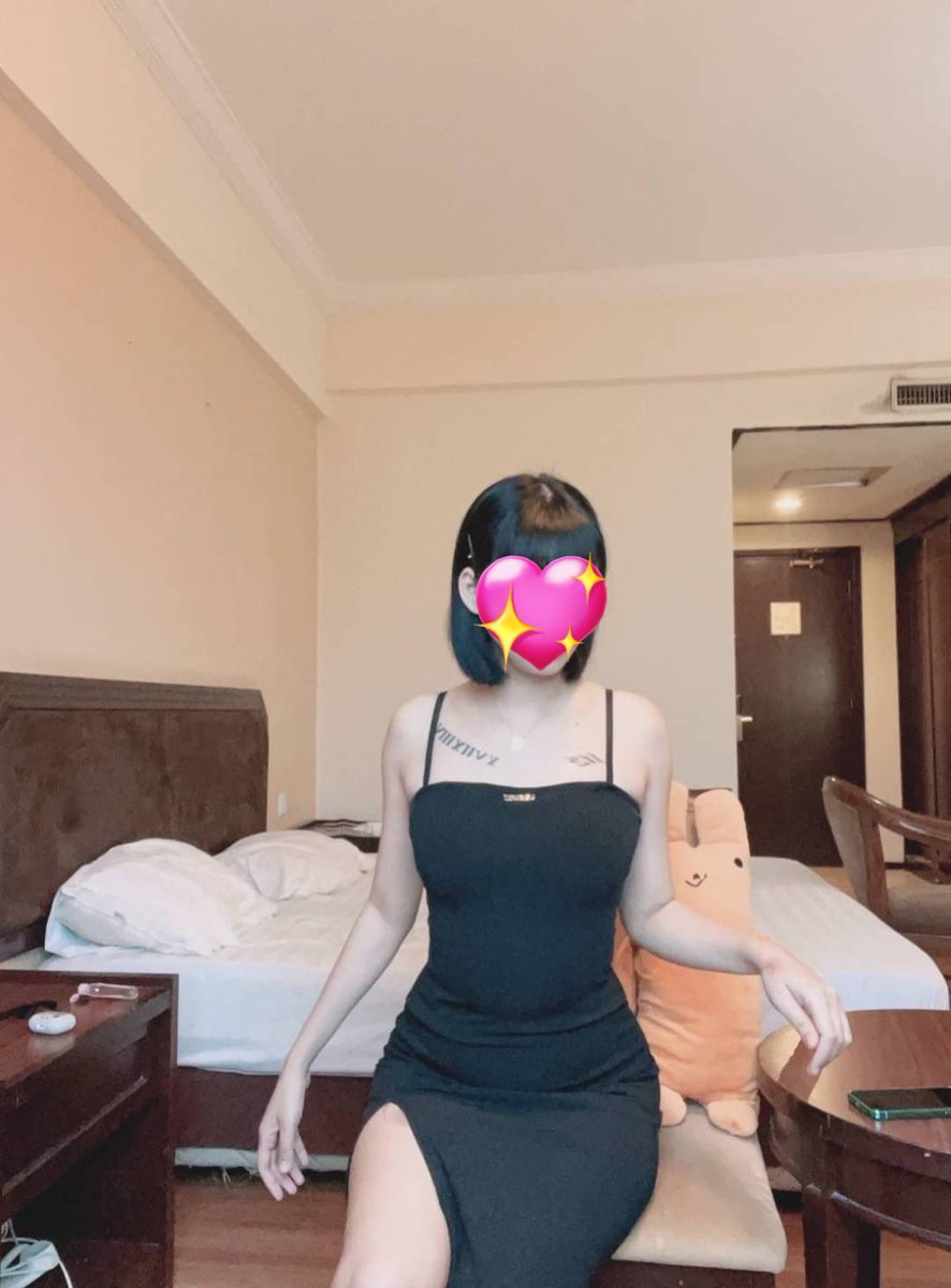Minneeee6's tweet photo. ตอนนี้อยู่ #สมุย มีเพื่อนๆอีกหลายเลยค่ะ ใคร 
ถ้าไม่สะดวกมาหาพวกหนู หนูไปหาพวกพี่ๆได้นะคะ 😘😋
#รับงานสมุย 
#ไซด์ไลน์สมุย 
#รับงานเกาะสมุย 
ไอดี kj3993 https://t.co/qnTfp4SX3F