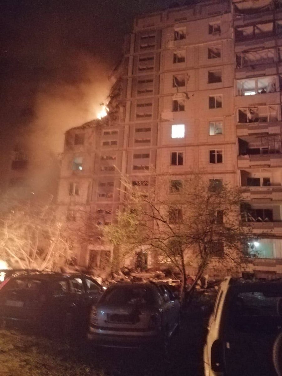 InnaSovsun's tweet photo. ⚫️ Heartbreaking images and videos coming out of Uman. A residential building has been destroyed by a Russian missile, leaving 3 dead and 8 injured as of right now.

The town of Uman in central Ukraine was one of several localities attacked early this morning. https://t.co/sFSP0RLMnl