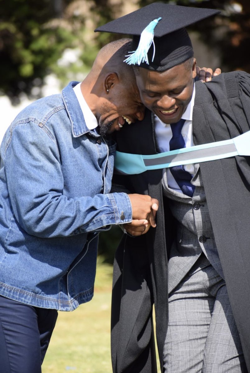 glen_matlala's tweet image. BEng Mining Engineering obtained ✅
Best student in Mining Engineering for 4 years in a row✅
Top Rock Engineering student✅
Record time✅

It’s been a blissful 4 years at Tuks and it could only be God🙏