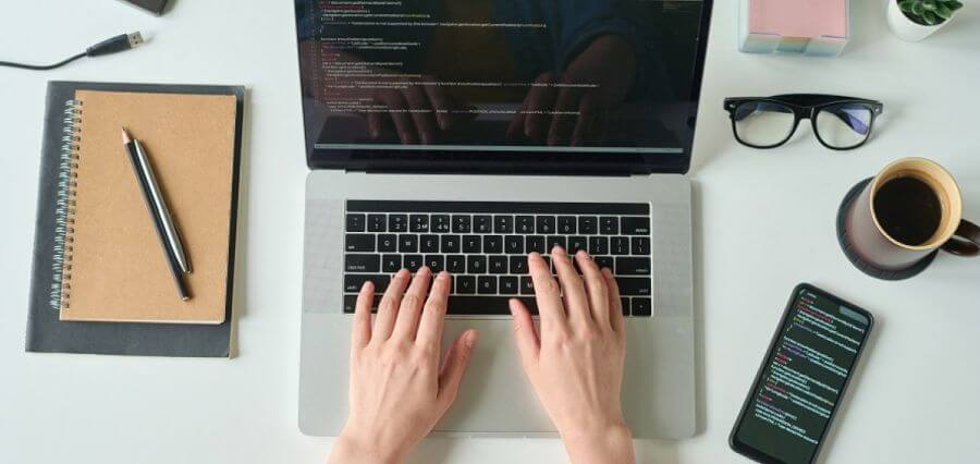theknowledgerv's tweet image. Why Python is in Such High Demand
Here is the explanation of why Python is in such high demand and why it has been for a while now.
Read More: cutt.ly/r5YxQUC
#python #pythonprogramming #pythonlanguage #programming #programminglife #education #learnprogramming