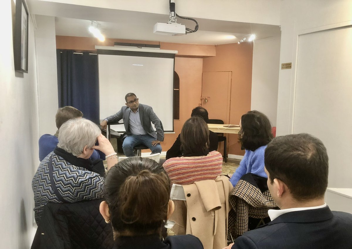 Pramu79's tweet photo. Signing event in #Paris at #Harmattan last year. L’Ami Ukranien has moved from a trans-genre to historical fiction with war in Ukraine becoming no longer an imaginary event.
#fiction #books #booksign #writerslife #WritingCommmunity #readers https://t.co/EYnQrECCqS