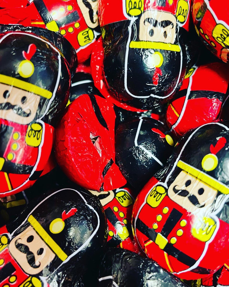 SweetThingsB46's tweet photo. 💂🇬🇧Coronation Sweets in the shop 🇬🇧💂
Perfect for your celebrations 🎉
#coronation #itscoronationday #luckybags #sweetcones #queensguards #unionjack #coronationsweets #KingCharlesIII #KingCharlesIIICoronation https://t.co/S3Fyu71fDK