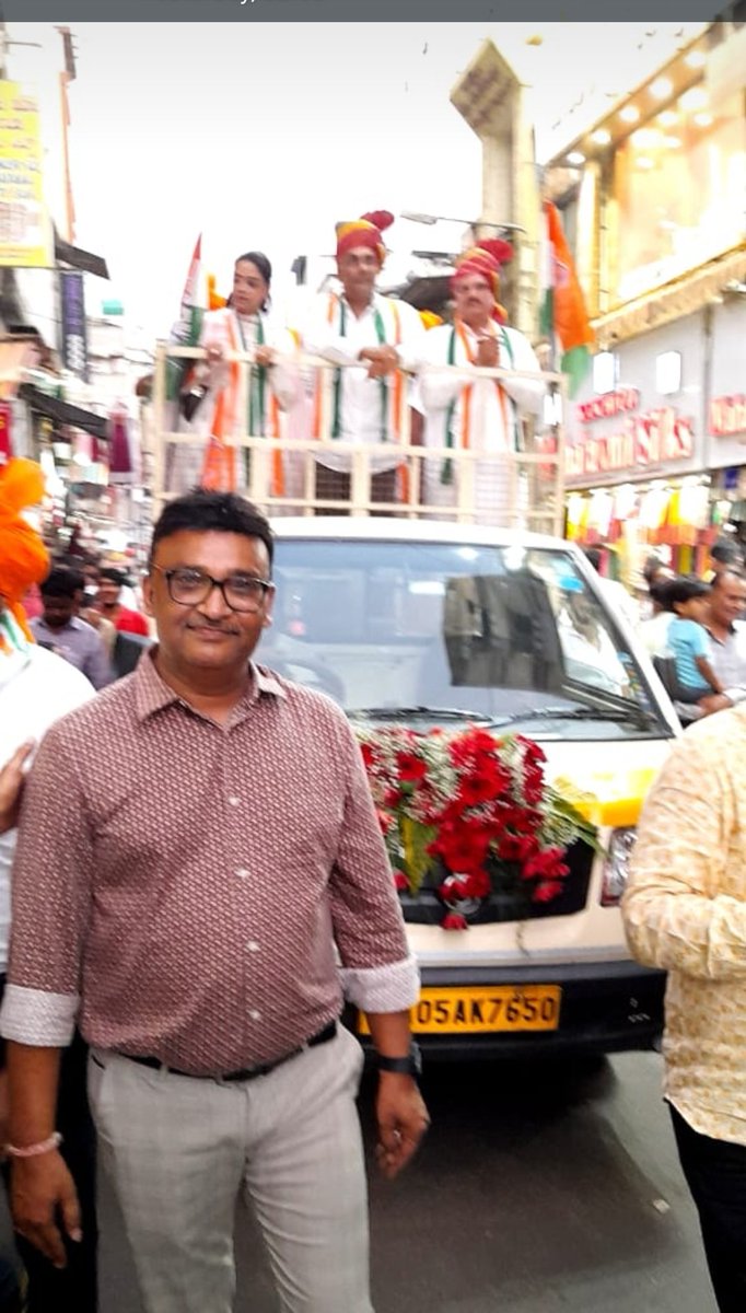 mehta_rathanm's tweet photo. @dineshgrao @INCIndia It's your sincere services and works to marwadi community. Therefore,they had come out in your full support. #TeamDGR https://t.co/eZibJAAT2R