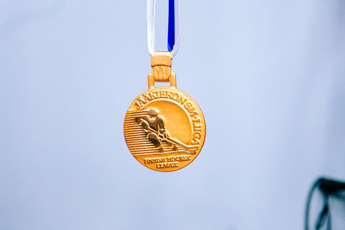 Tapparaofficial's tweet photo. 19 x 🥇 #Tappara #Liiga https://t.co/HpvbH96jWx
