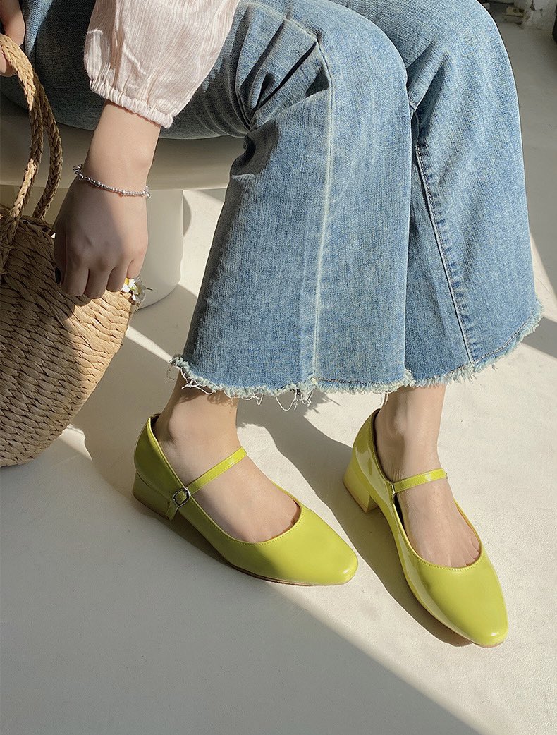 𝙿𝚛𝚎𝚘𝚛𝚍𝚎𝚛🌤️ รุ่นนี้น้องน้ารักม้าก ลูกคุณที่สุดๆๆๆ 💖สูง 3.3 ซม มี 2 สีนะคะ ขาว, เขียว 
✨ ไซส์ 35-39 ราคา 360.-

•ᴥ• ใช้โค้ด BEAR ลด 5% ไม่มีขั้นต่ำ
🪁สั่งซื้อ shop.line.me/@gur5536b