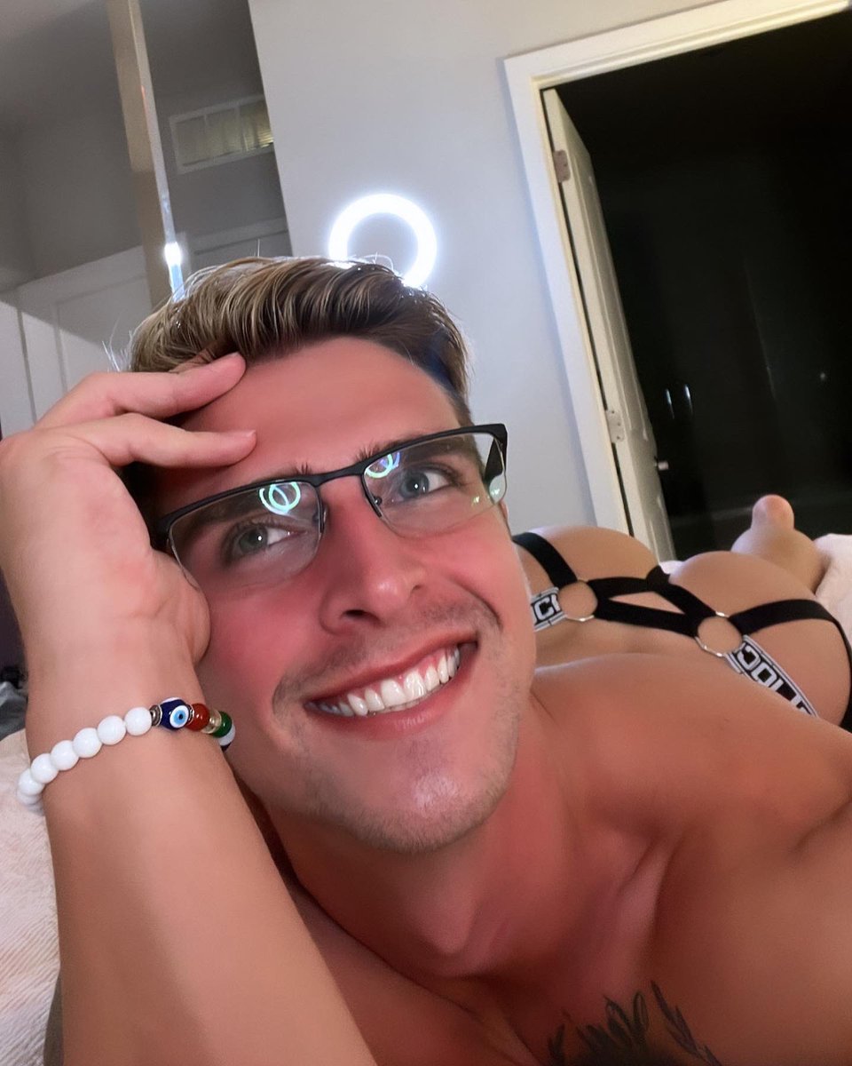 FuxApQZXoAE8cN5?format=jpg&name=medium