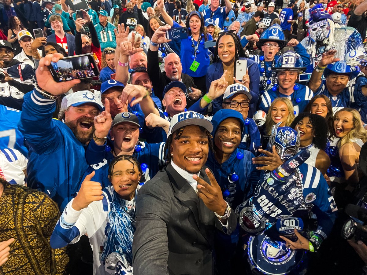 #ForTheShoe