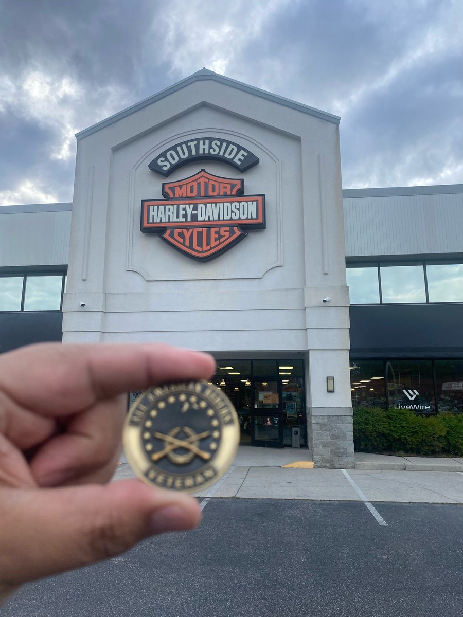 MOrozcoSecurity's tweet photo. I'm at Southside Harley Davidson in Virginia Beach, VA https://t.co/axz0CXE8Mn https://t.co/NtLKbx86sZ