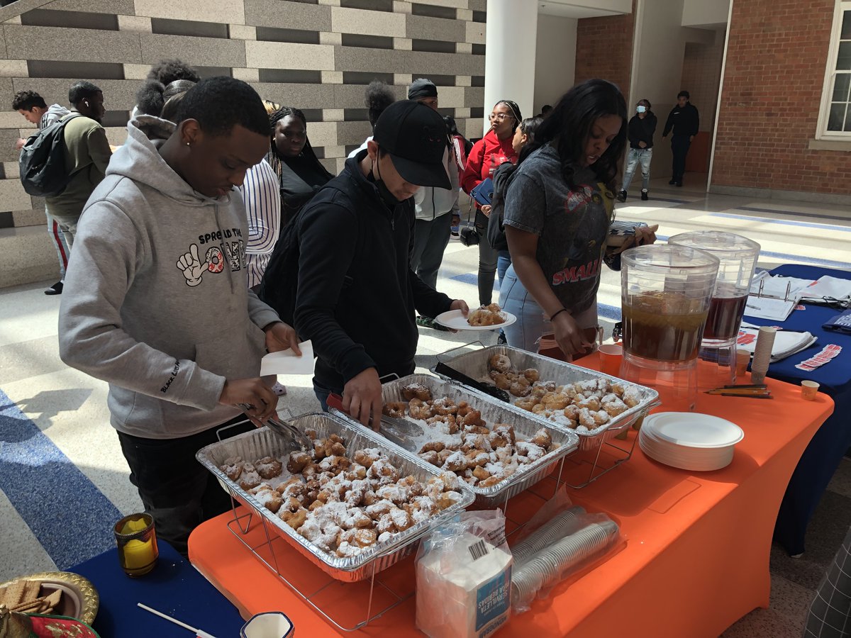 RooseveltCAA's tweet photo. This week our Culinary Arts @NAFCareerAcads chefs prepared food for an event to encourage students to study Arabic next school year with @RooseveltHSDC's awesome Arabic teacher, Ms. Alkoukbi. Thanks to representatives from @morocco_usa and @QFIntl for the support! #NAAHM https://t.co/muBa6P0vri