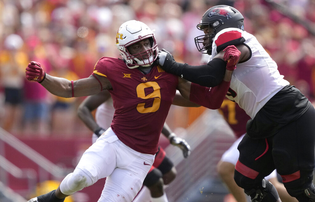KeithMurphy's tweet photo. The 50-year first round drought ends. The Jets pick Iowa State's Will McDonald with the 15th overall pick. 

McDonald joins former Cyclones Breece Hall and Allen Lazard in New York. 

Photo: AP https://t.co/GAYmef3yoY