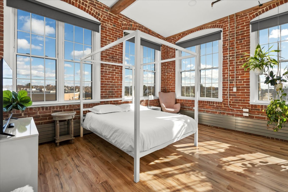 The Factory on Willow tweet media