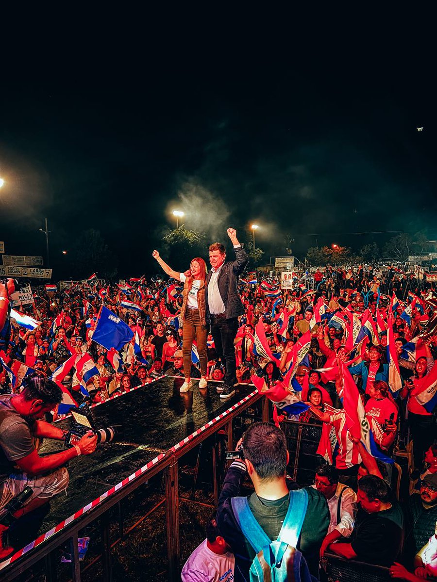 Launionam's tweet photo. 📢 GRAN CIERRE DE CAMPAÑA DE LA CONCERTACIÓN NACIONAL

🗳️ En el Club 2 de Febrero de Capiatá y con un multitudinario acompañamiento la dupla Efraín Alegre-Sole Nuñez de la @concertacionpy llevó a cabo  su cierre de campaña. https://t.co/aIHql5ziiM