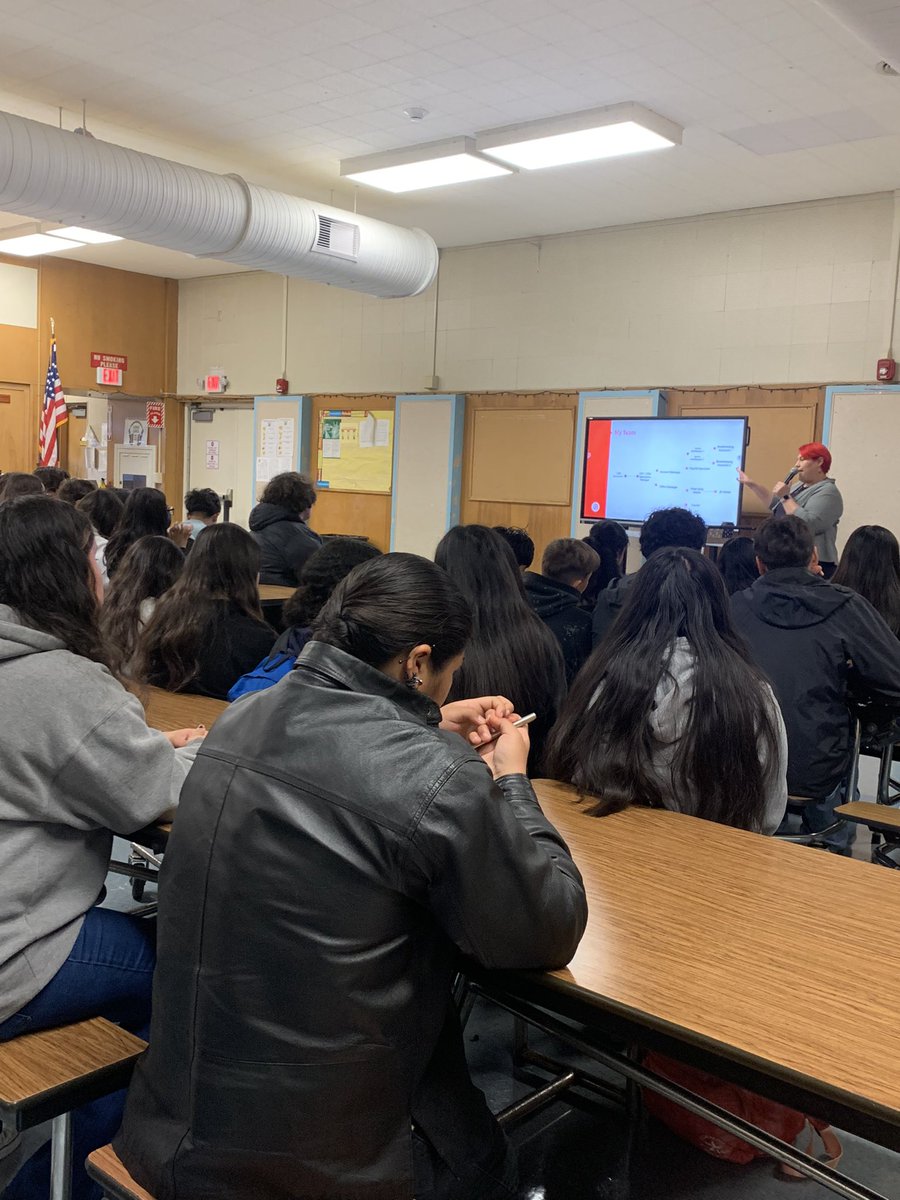 RRealcounselor's tweet photo. Great speakers today at our 2022-2023 Rio Real Career Day! @RioRealSchool @RioSDLive @Dgirela805 @JR_Bookkeeping https://t.co/bFzjYG0pIh