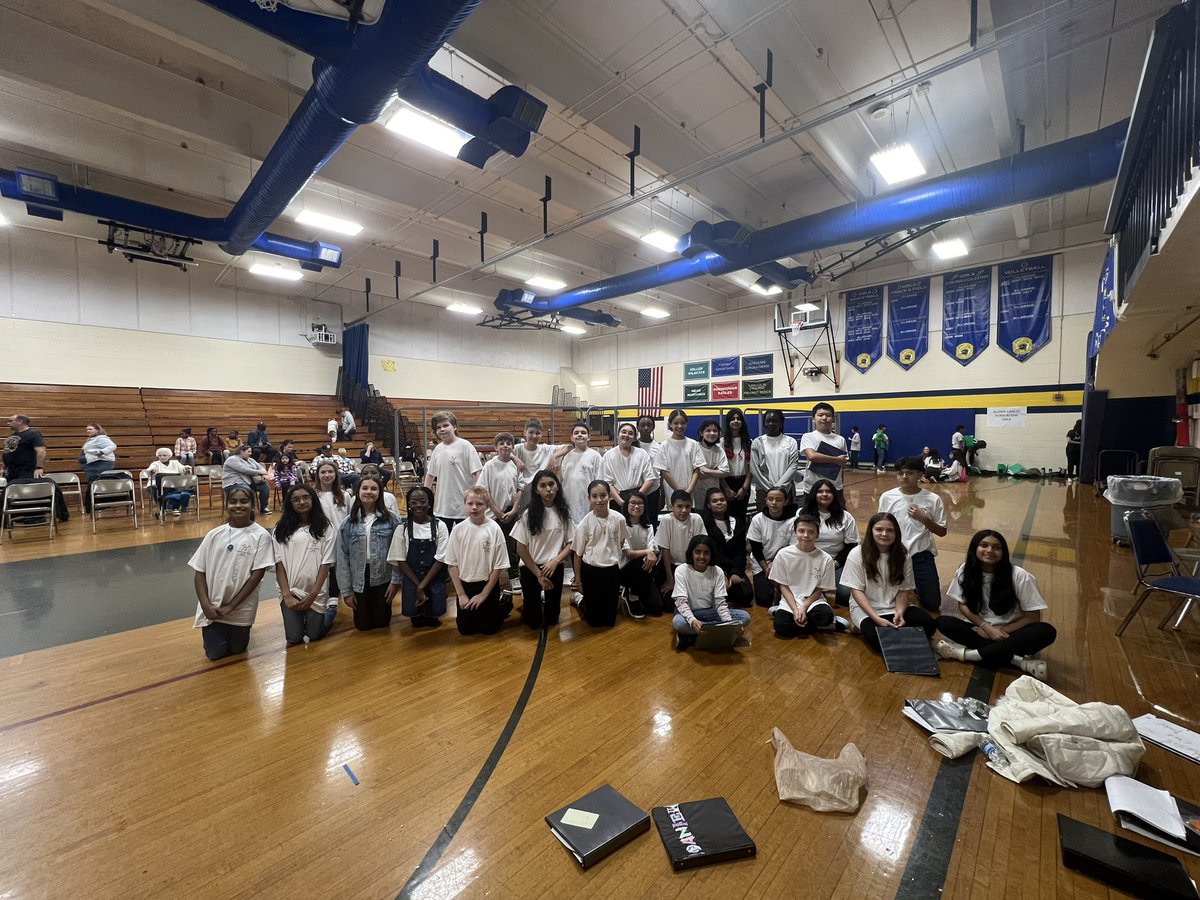 MrsRamza's tweet photo. What a proud music teacher I am! Our 2nd annual Astronaut Choir Concert was a success! Thank you to all students, staff, parents and board members who came to sing, support and share in the music of this night! 💛🎶🎵🎤 #D54Armstrong #Armstrongmusic https://t.co/62AmWMvxZB