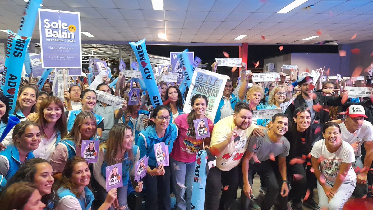 AD❤MIS siempre AD❤MIS!!!
Multitudinaria convocatoria en el Complejo UDPM Capital.
Más de 500 docentes militantes a pura pasión acompañando a Sole Balan.
<a href="/grillo141/">Ruben Dario</a> <a href="/cjdechat/">Christian Dechat</a> <a href="/ADOMIS_Misiones/">ADOMIS_Misiones</a> <a href="/ADOMISCapital/">A.DO.MIS Capital</a> <a href="/passalacquaok/">Hugo Passalacqua</a> 
Siempre Juntos!!!!❤❤