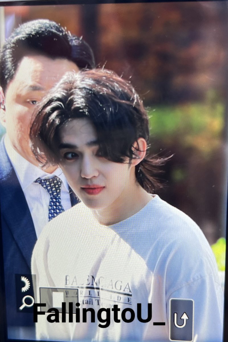 0428

#승철 #에스쿱스 
#SEVENTEEN 
#세븐틴 
<a href="/pledis_17/">세븐틴(SEVENTEEN)</a>
