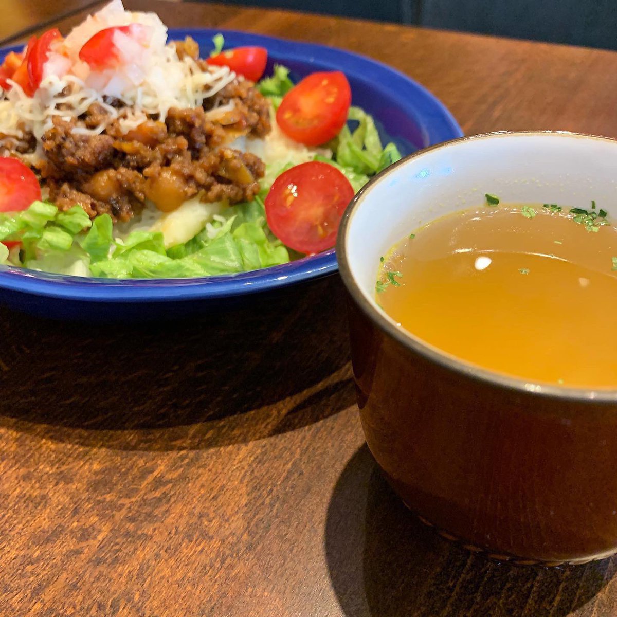 omae_motors's tweet photo. 今年もやります！ ohtheguiltのPOP UP STOREがGW(5/3,4,5) stillthinkingcoffee で開催決定！
もちろんOMAEMOTORSも持って行きます！

営業時間　10:00～20:00

場所　stillthinkingcoffee 
名古屋市中区錦2-10-8袋町繊維会館1F

COFFEE+WEAR+FOOD+お酒！

ぜひぜひ遊びに来て下さい〜

#omaemotors https://t.co/OsThVFhLlb