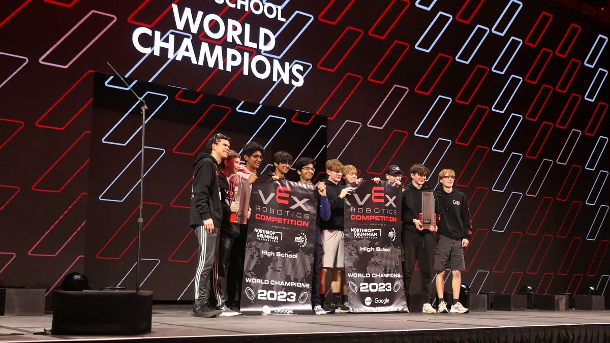 VEXRobotics's tweet image. The very first World Champions of #VEXWorlds 2023 have been crowned! Let&apos;s hear it for VRC High School Teams 11101B Barcbots Getting There from Cupertino, California, USA and 7686B Capten from Harrisburg, South Dakota, USA! 🎉👏 Congratulations!