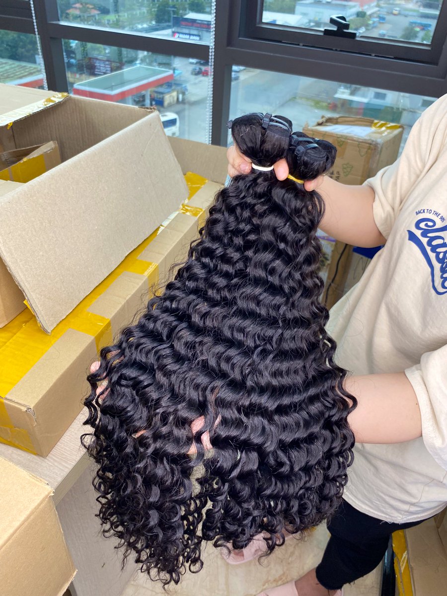 #dallashair #atlantahair #texashairstylist #deepwavehair #exploremore #fulllacewigs #orlandohairstylist #frontalsewin #floridahairstylist #humanhairwigs #miamihairextensions #miamihairstylist #wiginstall #newyorkhairstylist #atlhairsalon #orlandohair #atlhairstylist