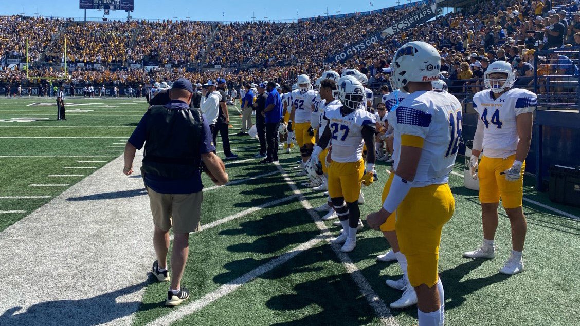 After a conversation with <a href="/CoachStrobel/">Andrew Strobel</a> I am very happy to receive my first Division 1 FCS offer to Morehead State University! Thank you for the opportunity. 
<a href="/itisme_pat15/">PatpAtpaT</a> <a href="/LBCoachTate/">Coach Tate 🏁</a> <a href="/gcghouse/">Grossmont College Athletics</a> <a href="/z_dustin/">Coach Z 🇺🇸</a>