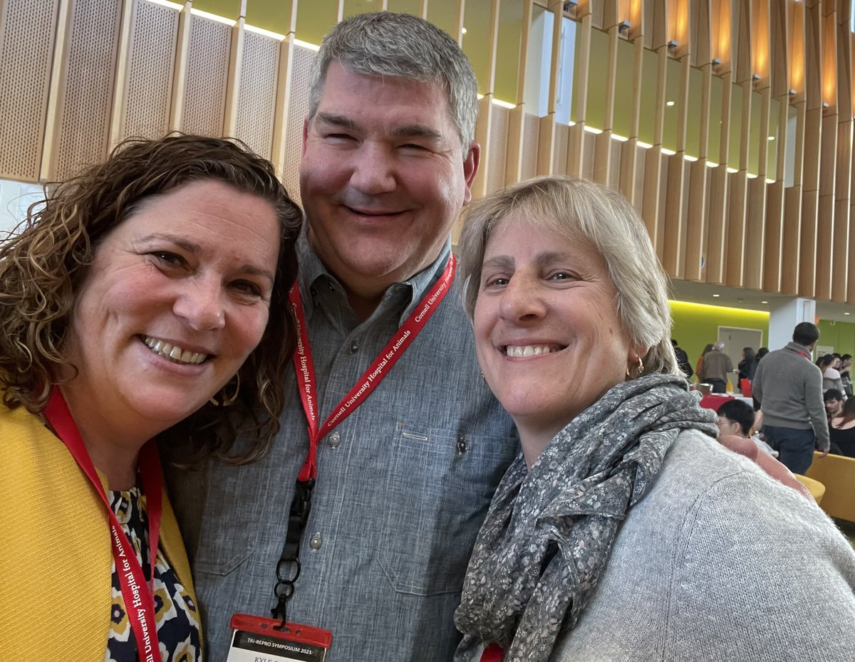 Celebrating the end of a hugely successful day of science at #TriRepro2023 - the three conference founders, Kyle Orwig @MageeWomens, @Marisa_S_B, and @cohen_lab @cornellvet