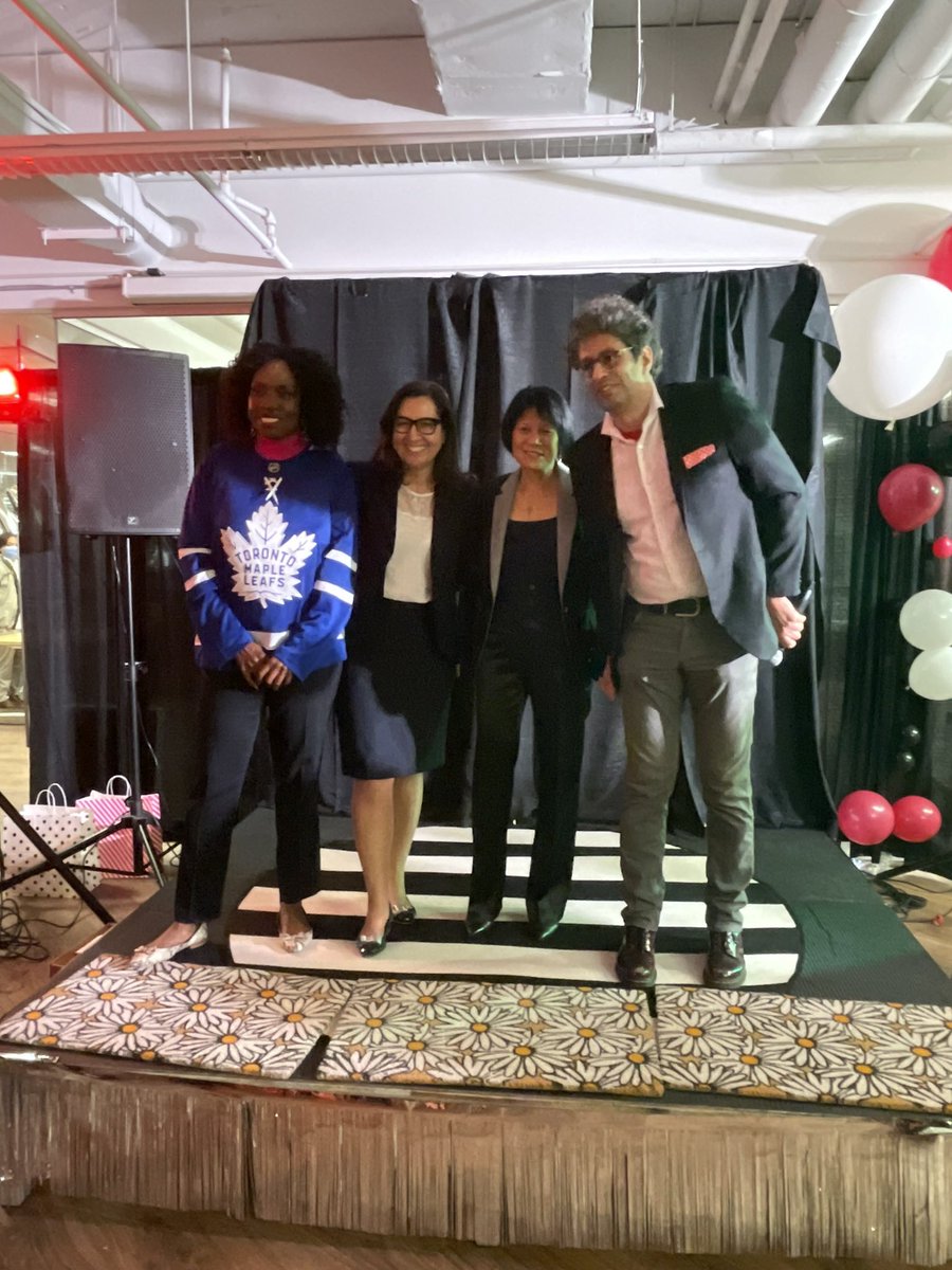 Wonk Prom (inactive) tweet media