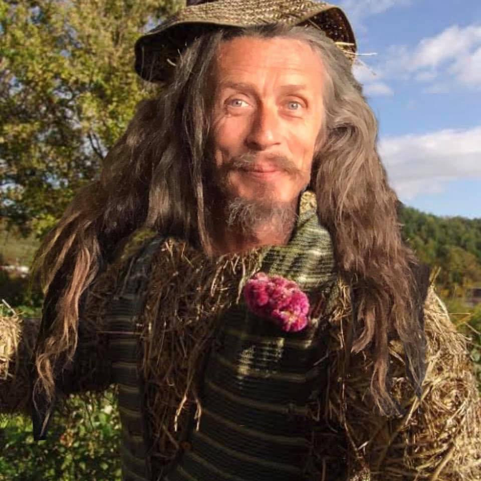 aussiecomedy's tweet image. #AussieFarmer ya gotta have more hearts than an octopus and more guts than a cow