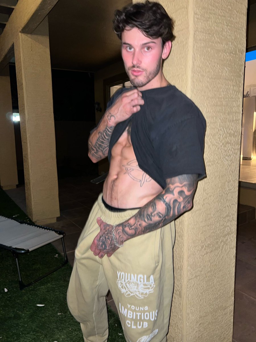 ONLYFANS MEN 💵 on Twitter "RT fitzexclusive My OF is on sale don’t