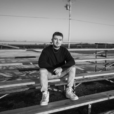 NickBoydSinging's tweet photo. #NewProfilePic https://t.co/ZlKmduX6oC