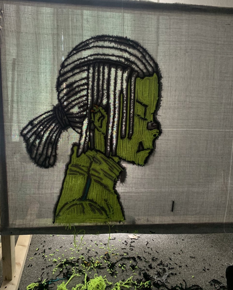 nameless_ryann's tweet photo. Always trust the process 🙏🏼@trueIMCMPLX work unlocked something i never knew I could do but the @0n1Force  rug is so clean I thought I would show the different stages to completion #0N1ForceCCC #Nft #0n1Force https://t.co/QRGmIVhX23