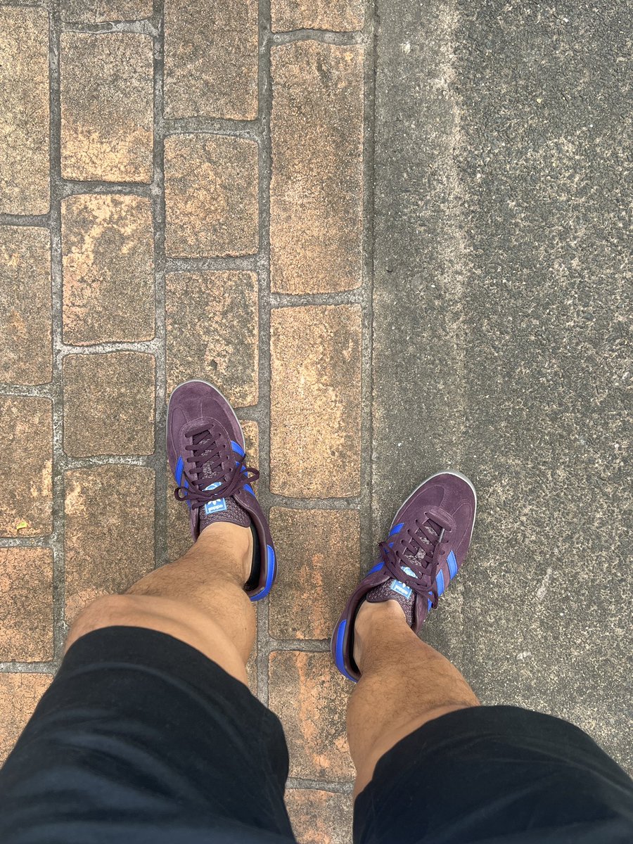 darwinnak's tweet photo. Kotd! #adidas #gazelle https://t.co/3ICeT9k7yM