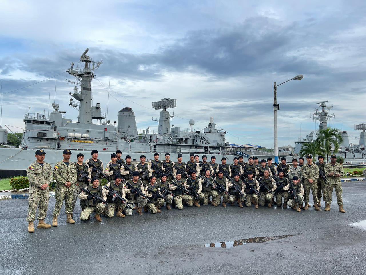 httpspbstwimgcommediaFuxT4esX0AEebbTformatjpgnamelarge