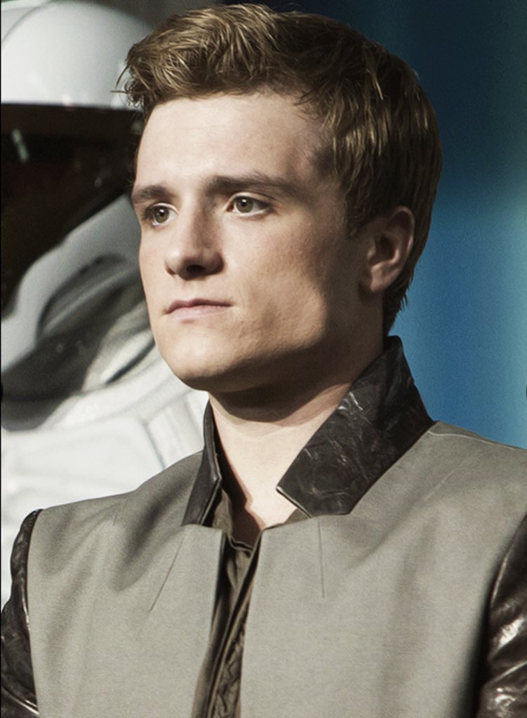 day on Twitter "one thing about the hunger games franchise is that