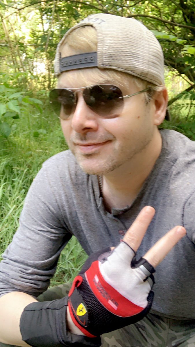 ImJonnyFerrari's tweet photo. Fantabulous day! #ThursdayMotivation #hikingadventures #outdooradventures 
#ActiveTravel https://t.co/uBiMD3X9Jj