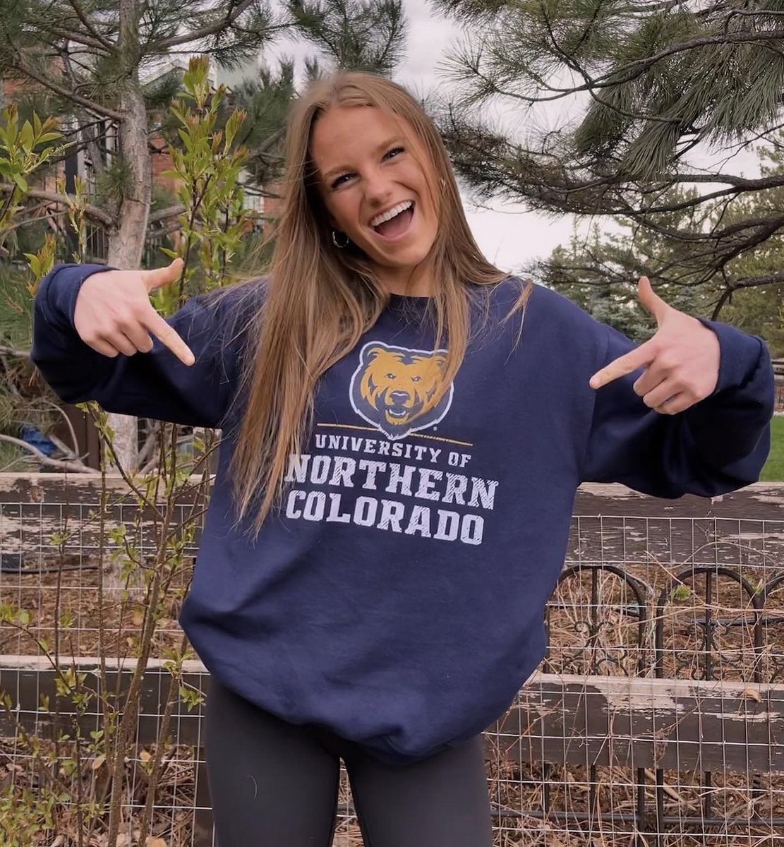 vballphil's tweet photo. Oh hey SHE'S COMMITTED! So proud of you woman! https://t.co/5nDznV7QoY