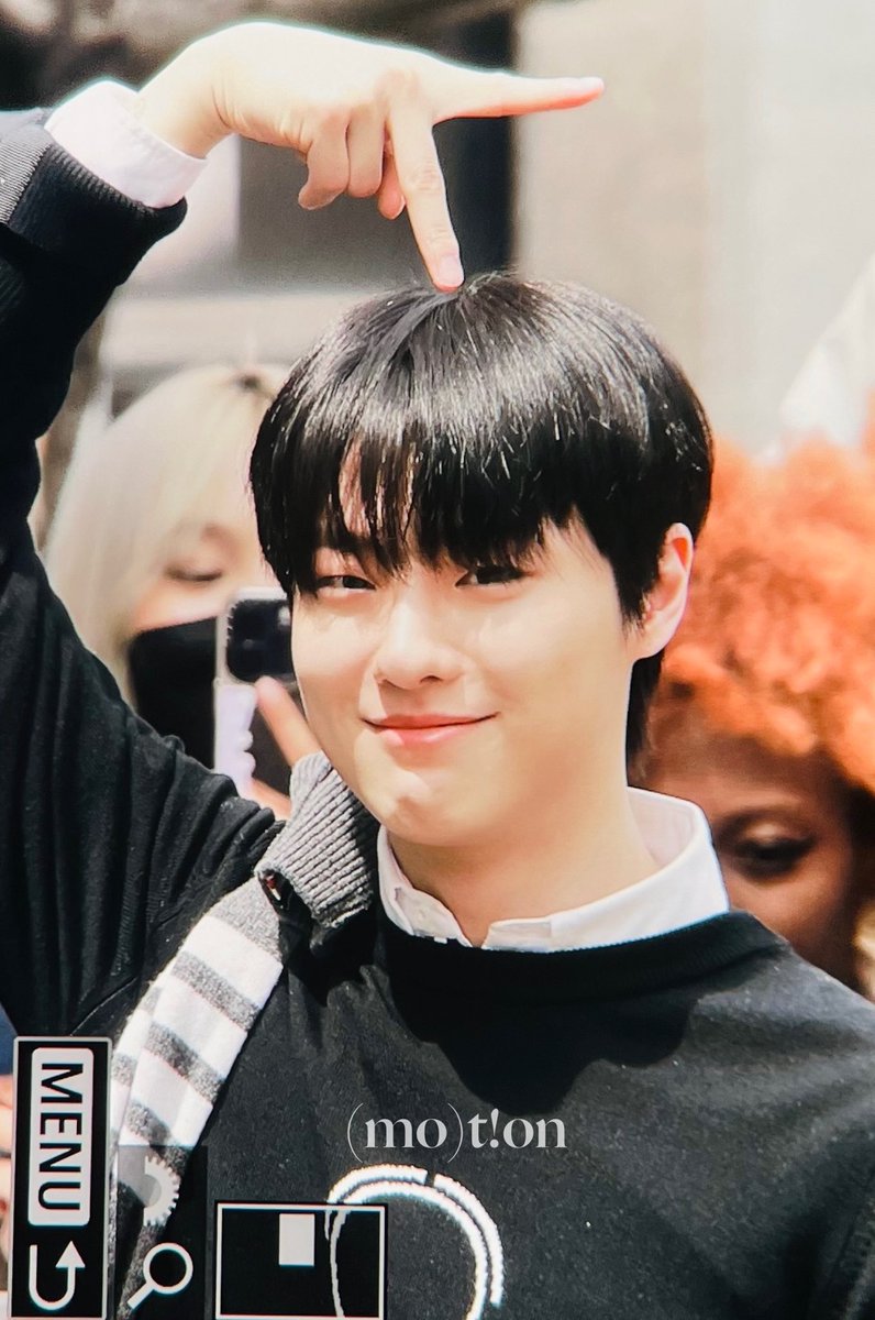 motion_sy's tweet photo. 230428 뮤뱅 출근 #WOODZ #조승연 https://t.co/qukFARfKvW