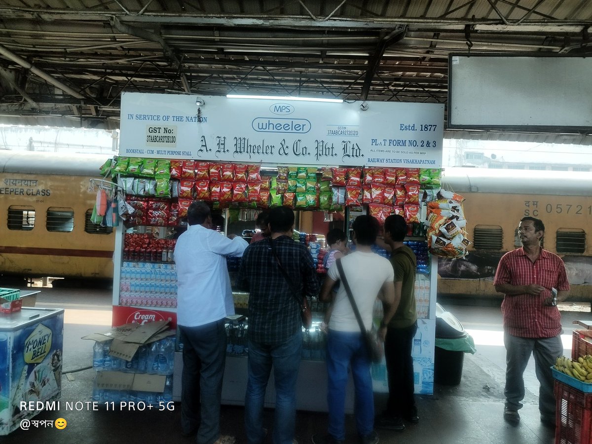 SWAPAN0606's tweet photo. @RailwaySeva 
This shop is charging Rs.5 more on all items. They say take it or leave https://t.co/ia08ihu04m