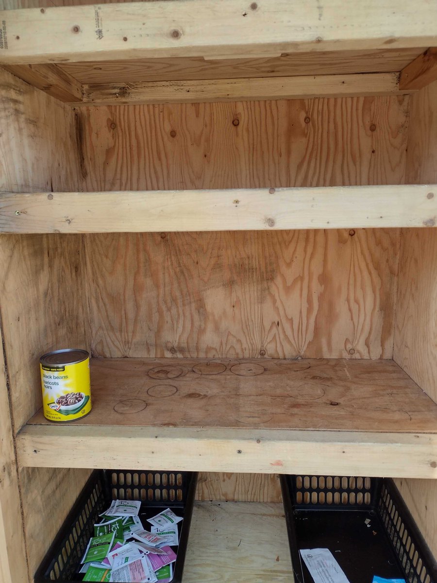 Hey #LockeStreet #HamOnt! 

Our shelves are looking a little empty, can you help? Some popular items are diary, eggs, canned products/sauce, pasta/rice, and fresh/frozen fruits and vegetables. Some requests from our community members include oatmeal and granola bars!