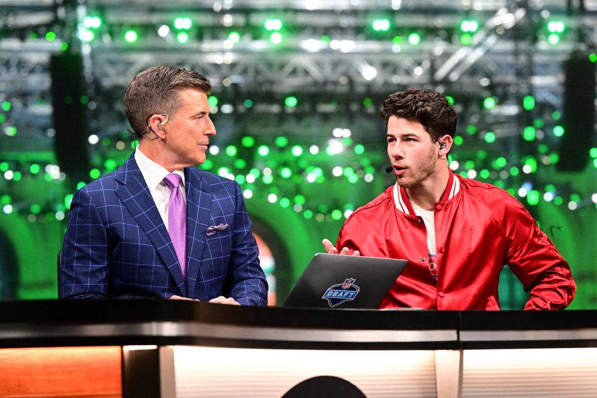 .@kevinjonas, @nickjonas, and @joejonas on the set of College GameDay to “Celebrate” the 2023 @NFL Draft. Photos: @ESPNImages #RandCPMK #RandCPMKTalent #JonasBrothers