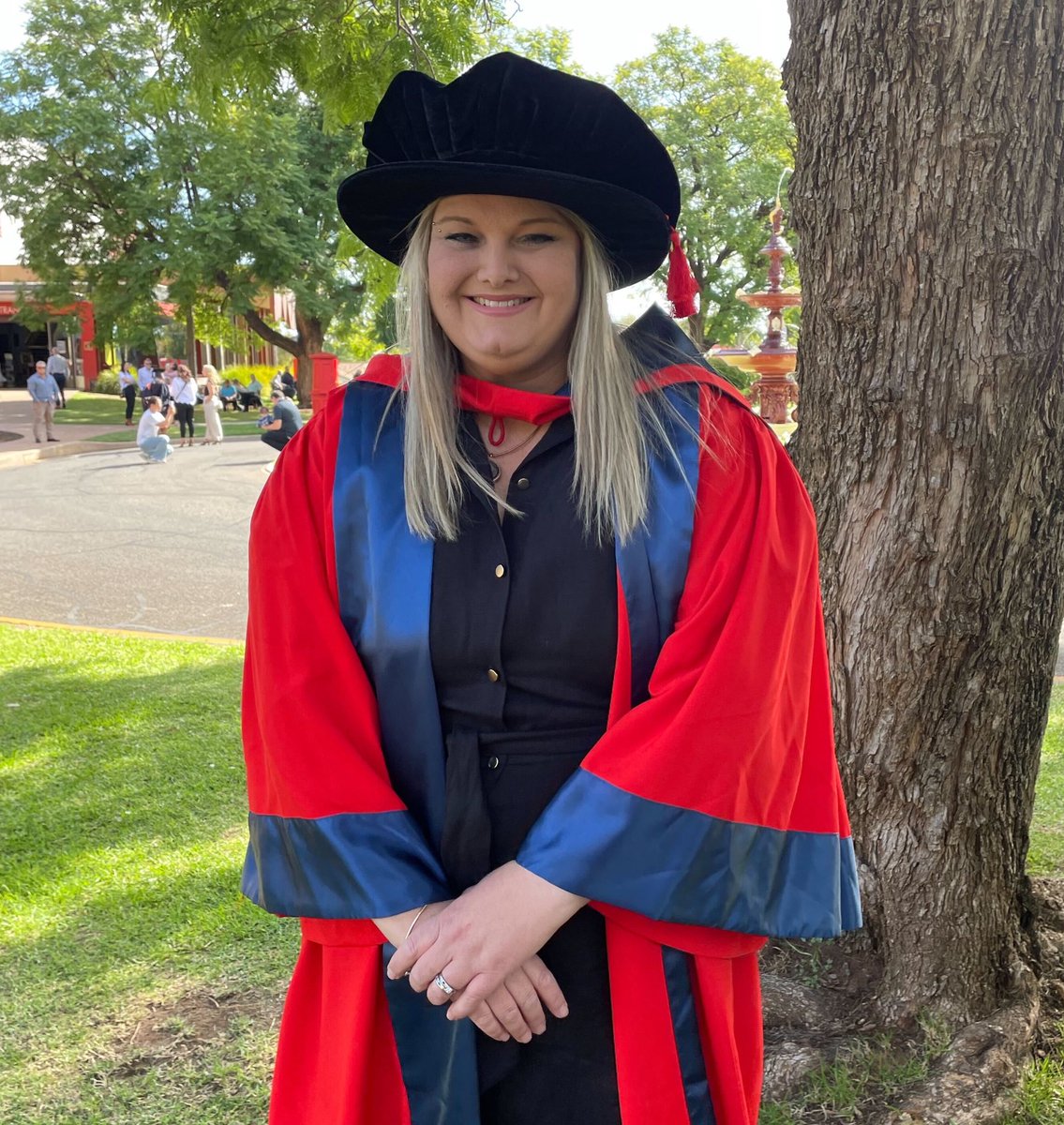La Trobe University (@latrobe) on Twitter photo It’s been a long journey for our #LaTrobeMildura grads (longer for some like PhD student Angela Martin) but we congratulate every one of you for all that you’ve achieved. What a special day! 
Welcome to the #latrobealumni club 🎓💪👏 It’s been a long journey for our #LaTrobeMildura grads (longer for some like PhD student Angela Martin) but we congratulate every one of you for all that you’ve achieved. What a special day! 
Welcome to the #latrobealumni club 🎓💪👏