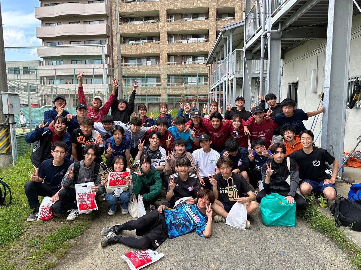 kitlax2023's tweet photo. 〜男子ラクロス部新歓2023 FINAL〜
今日が最後の新歓‼️最後の体験会です‼️今まで行けてなかったけどって人もラクロス体験楽しかったよ〜って人も最後なので絶対来てください🔥
既に19人入部してくれてます🫶🏻
一緒にラクロスで青春しよう🌸💪 https://t.co/lLKwFGtTBH