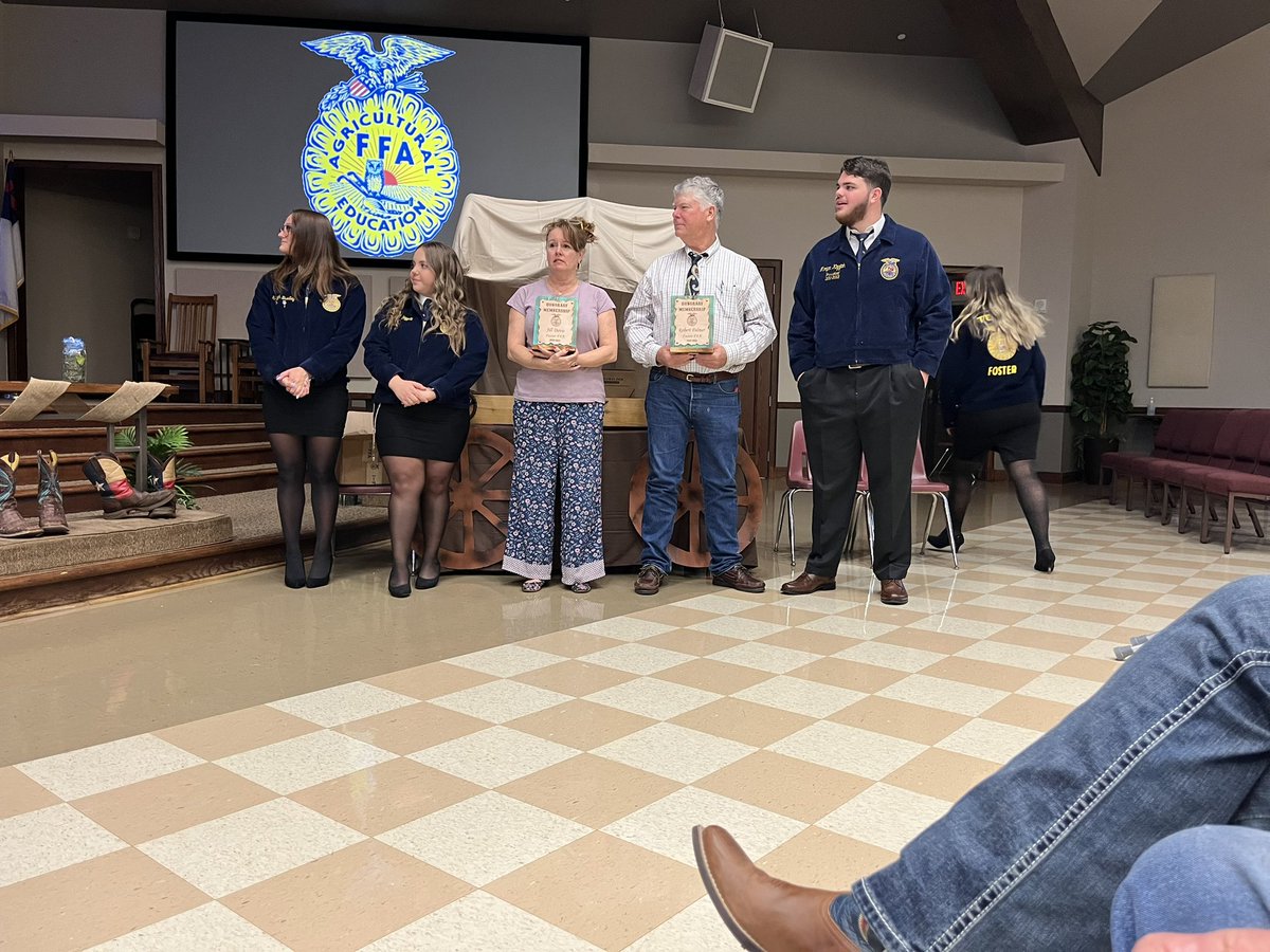 TheFosterFFA1's tweet photo. Congratulations to Ms.Jill Davis and Mr.Bob Palmer on becoming honorary members of the Foster FFA tonight! @LamarCISDCTE @LamarCISD https://t.co/ooAmZ09bqw