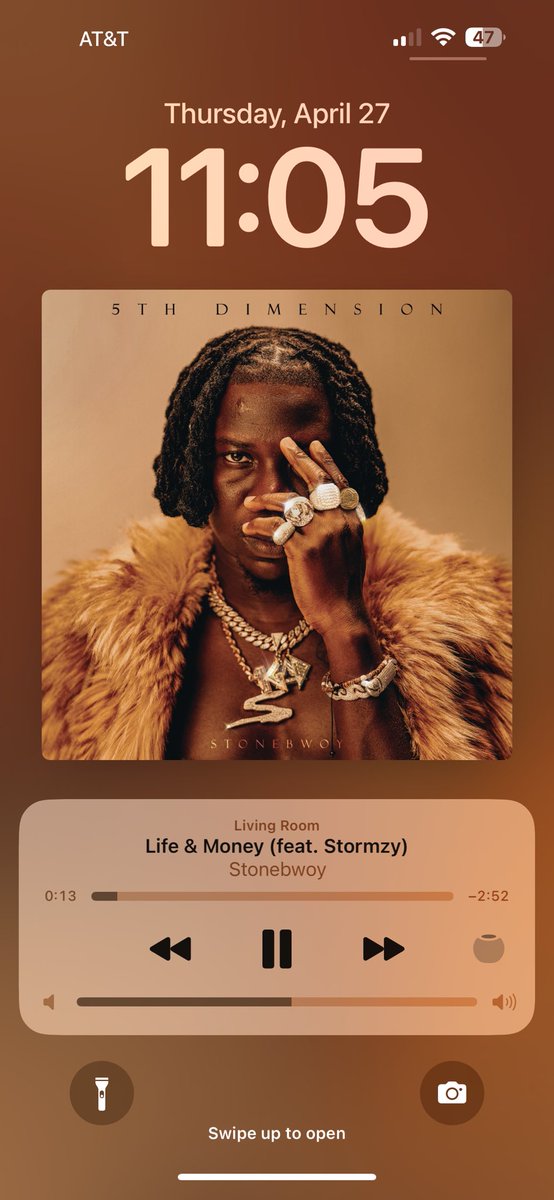 safojnr4's tweet photo. We just got our share of this body of work been waiting saaa and is finally here boom 💥 thank you @stonebwoy no skip on this body of work!!! https://t.co/iec8SiqXJ2