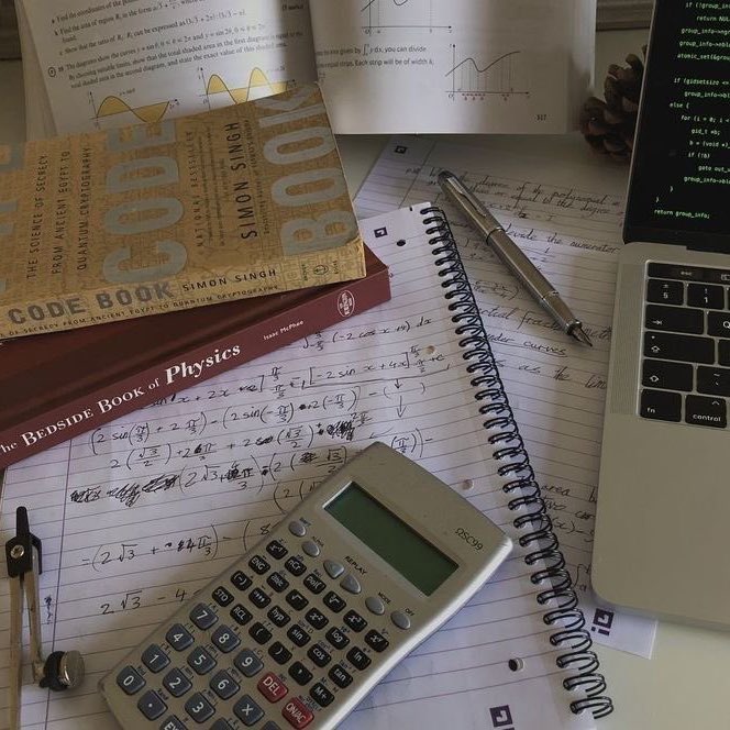 knowIedging's tweet image. 𓍢⠀🪬⠀﹏⠀#studytwtbr﹔#studytwt⠀.ᐟ⠀⸃⸃

       ▪︎ cursando astronomia desde abril de 2023 - UFRJ  
       ▪︎ ela | dela, '05
       ▪︎ pt-br • en e es avançados • ko e no básicos
       ▪︎ infj

☆̲ ┊ books, games, series, magic, rpg…

♡/↺ = mutuals